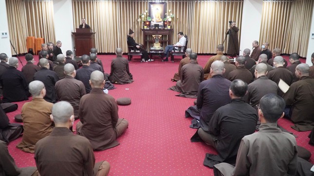 Quang cảnh buổi gặp mặt Quang cảnh buổi gặp mặt