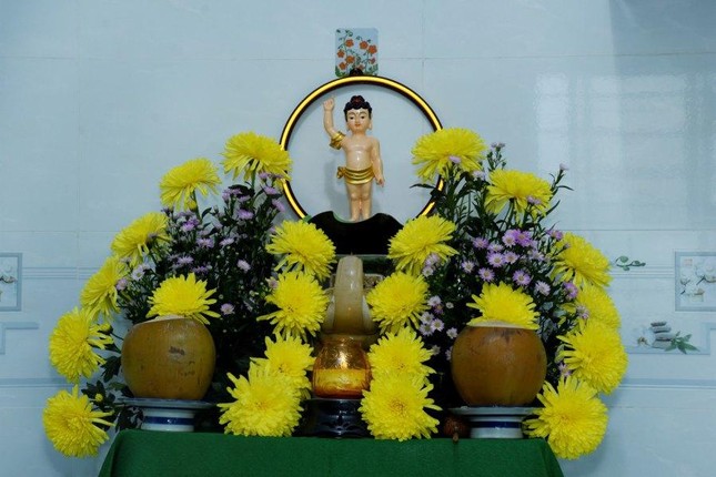 Kính mừng Khánh đản Đức Thế Tôn Kính mừng Khánh đản Đức Thế Tôn