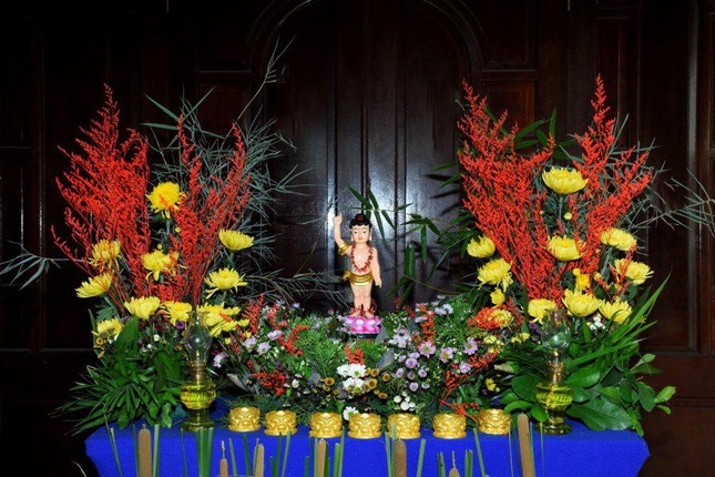 Một mùa Phật đản nữa lại về nơi mỗi gia đình những người con Phật Một mùa Phật đản nữa lại về nơi mỗi gia đình những người con Phật