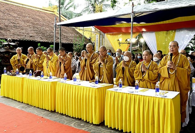 Niệm Phật cầu gia hộ