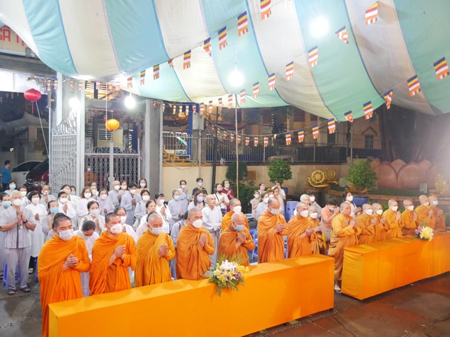 Quang cảnh buổi lễ Quang cảnh buổi lễ