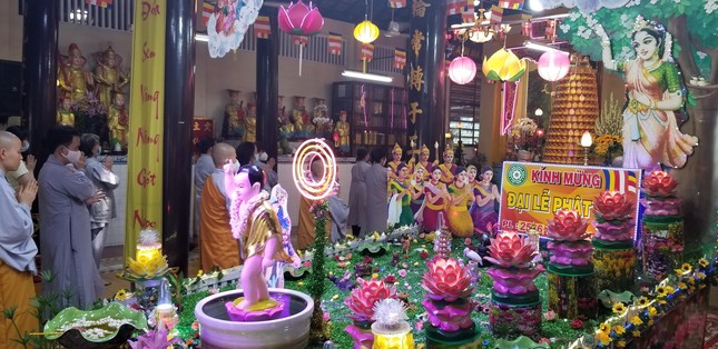 Vườn Lâm-tỳ-ni tại chùa Huệ Lâm