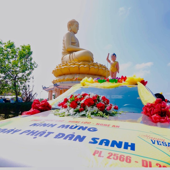 Thiết trí xe diễu hành