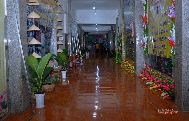 Triển lãm hình ảnh của Phật giáo các huyện, thị, ban ngành