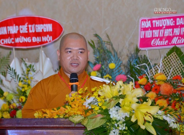 Đại đức Thích Tuệ Tánh trình Nghị quyết Đại hội