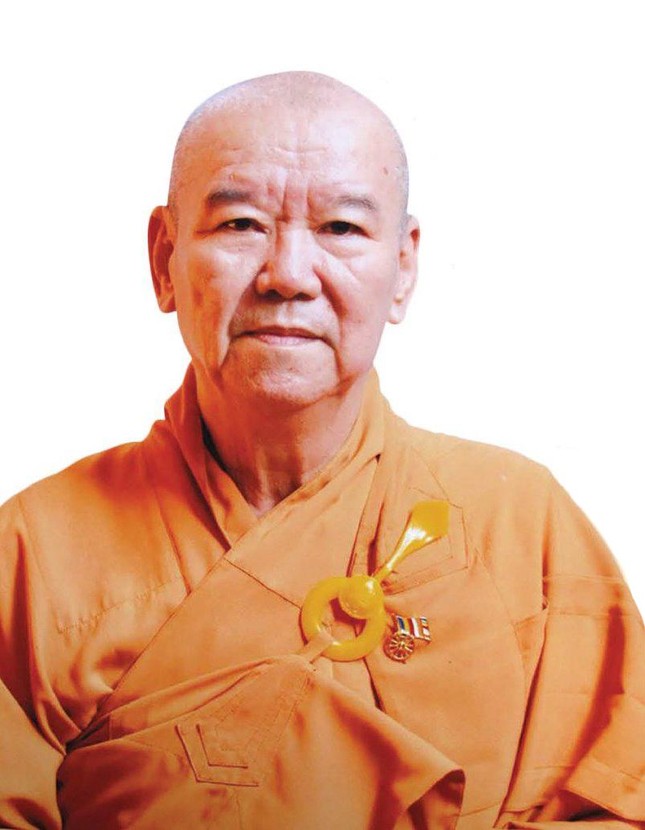 Hòa thượng Thích Thiện Xuân, Ủy viên Ban Trị sự GHPGVN TP.HCM, Chứng minh Ban Trị sự GHPGVN quận Tân Phú - Ảnh: Bảo Toàn