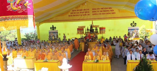 Quang cảnh buổi lễ khai mạc Quang cảnh buổi lễ khai mạc