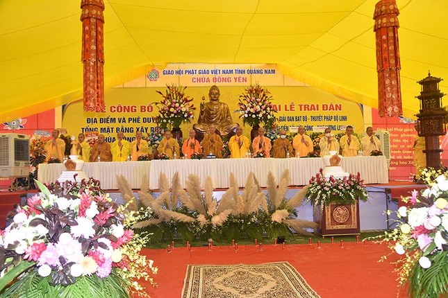 Chư tôn đức chứng minh buổi lễ Chư tôn đức chứng minh buổi lễ