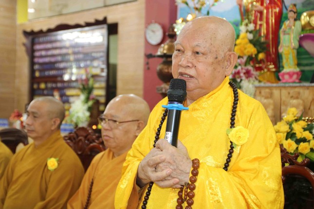 Hòa thượng Thích Tịnh Niệm ban đạo từ