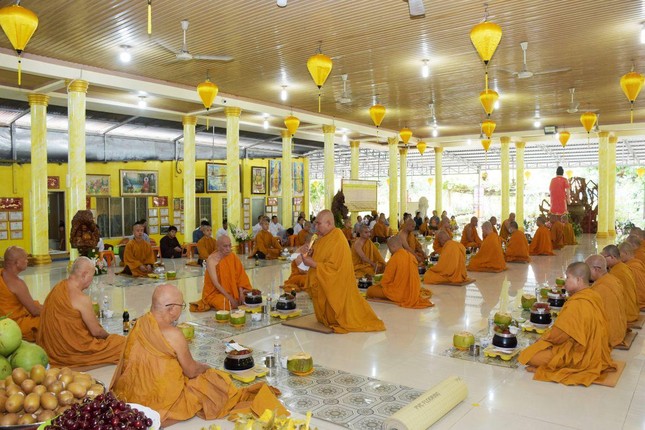 Trùng tuyên tiểu sử của cố Trưởng lão Hòa thượng Giác Đức Trùng tuyên tiểu sử của cố Trưởng lão Hòa thượng Giác Đức