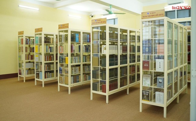 Phòng lưu trữ sách Thư viện Gia đình Phòng lưu trữ sách Thư viện Gia đình