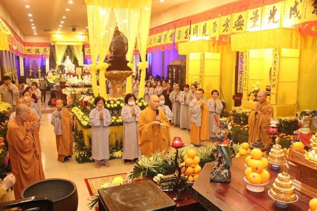 Lễ cầu siêu diễn ra trang nghiêm tại chùa Từ Quang Lễ cầu siêu diễn ra trang nghiêm tại chùa Từ Quang