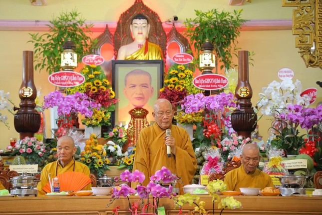 Hòa thượng Thích Như Niệm thay mặt chư tôn đức chứng minh tấm lòng môn đồ đệ tử