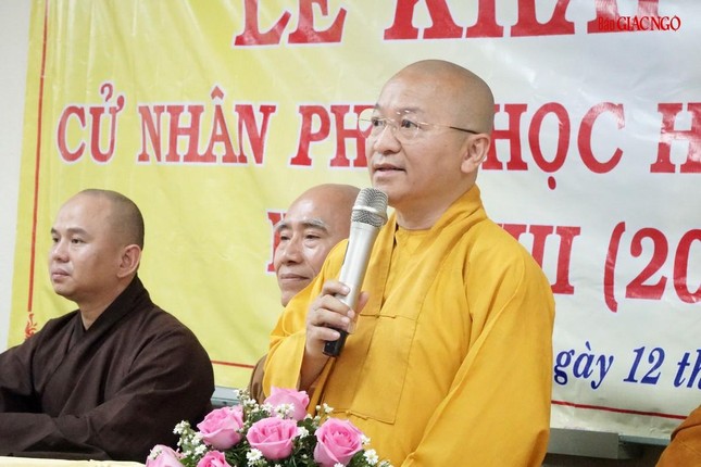 Thượng toạ Thích Nhật Từ ban huấn từ