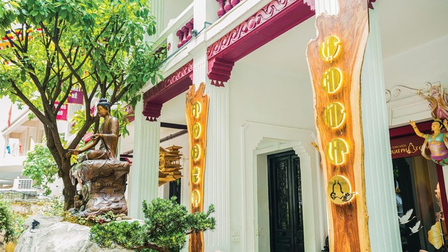 Không gian Văn hóa Phật giáo Diệu Tướng Am tiền thân là một biệt thự Pháp, tọa lạc ở con phố yên tĩnh giữa lòng thủ đô