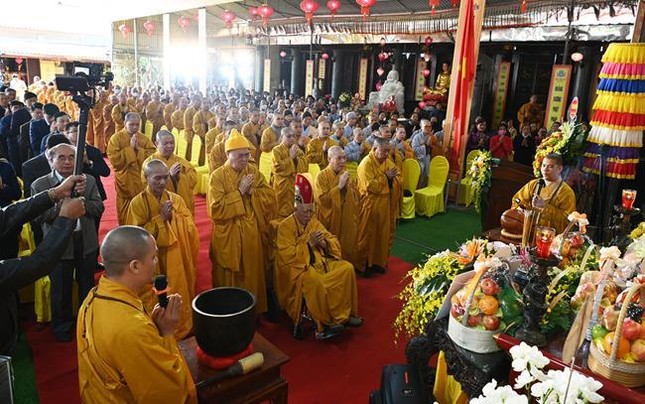 Chư tôn giáo phẩm thành kính tưởng niệm Đức Đệ nhất Pháp chủ GHPGVN