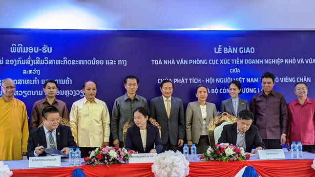 Lễ ký kết bàn giao Lễ ký kết bàn giao