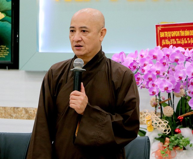 Hòa thượng Thích Huệ Thông đúc kết phiên họp Hòa thượng Thích Huệ Thông đúc kết phiên họp