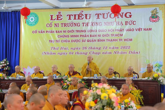 Hòa thượng Thích Như Tín ban đạo từ Hòa thượng Thích Như Tín ban đạo từ