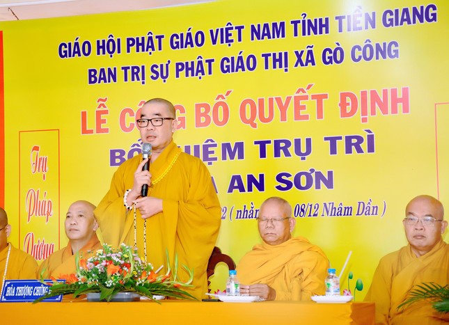 Thượng tọa Thích Quảng Lộc ban đạo từ Thượng tọa Thích Quảng Lộc ban đạo từ