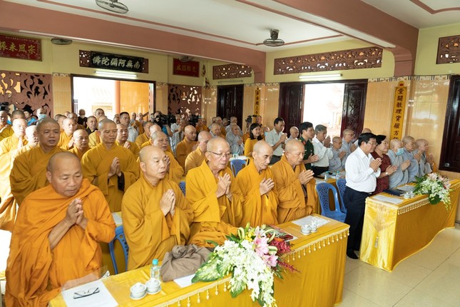 Niệm Phật cầu gia hộ