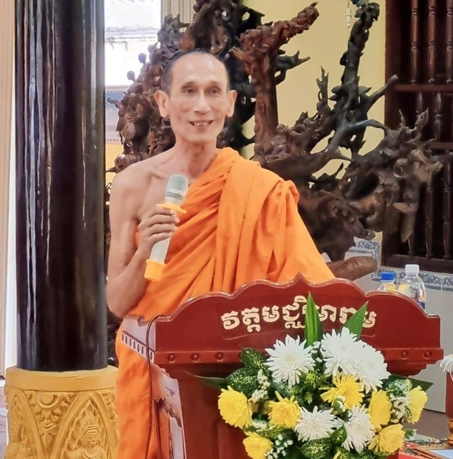 Hòa thượng Thạch Oai phát biểu chỉ đạo Hòa thượng Thạch Oai phát biểu chỉ đạo