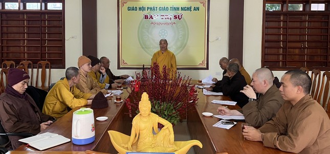 Quang cảnh phiên họp