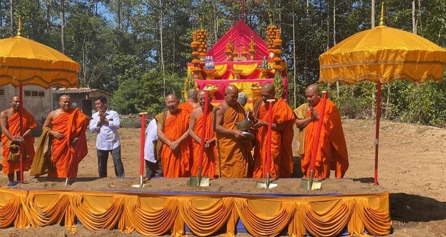 Chính thức khởi công xây dựng trai đường chùa Bàu Hút Chính thức khởi công xây dựng trai đường chùa Bàu Hút