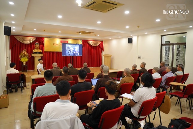 Buổi &quot;Chia sẻ kỹ năng chụp ảnh, quay và dựng phim&quot; do Câu lạc bộ Phóng viên - Cộng tác viên Báo Giác Ngộ tổ chức vào ngày 24-3