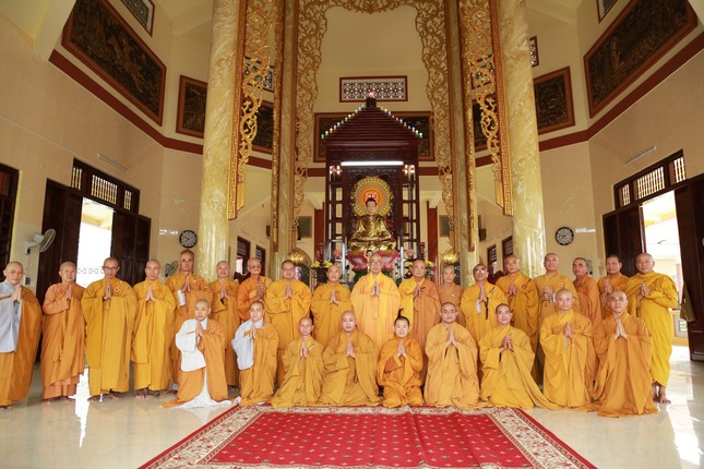 Chụp ảnh lưu niệm