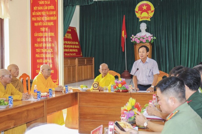 Gặp gỡ, thăm hỏi lãnh đạo H.Phú Quý