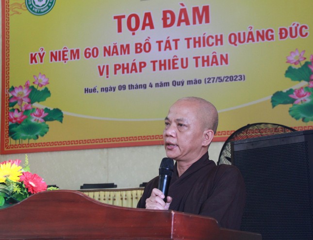 Thượng tọa Thích Không Nhiên trình bày về sự ra đời của Đài Thánh tử đạo tại Huế