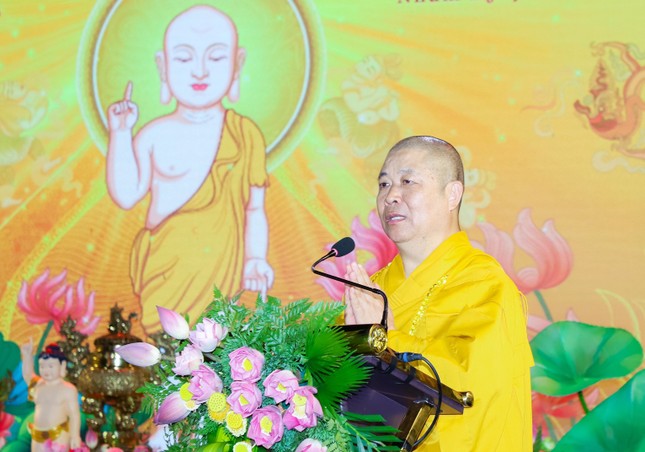 Hòa thượng Thích Thọ Lạc, Phó Trưởng ban Trị sự GHPGVN tỉnh tuyên đọc Thông điệp Phật đản Phật lịch 2567 của Đức Pháp chủ GHPGVN Hòa thượng Thích Thọ Lạc, Phó Trưởng ban Trị sự GHPGVN tỉnh tuyên đọc Thông điệp Phật đản Phật lịch 2567 của Đức Pháp chủ GHPGVN