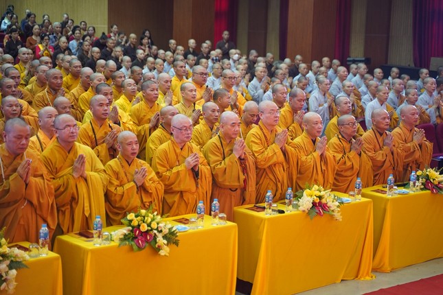 Niệm Phật cầu gia hộ