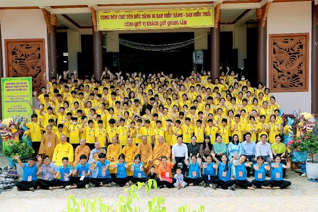 Chụp ảnh lưu niệm Chụp ảnh lưu niệm