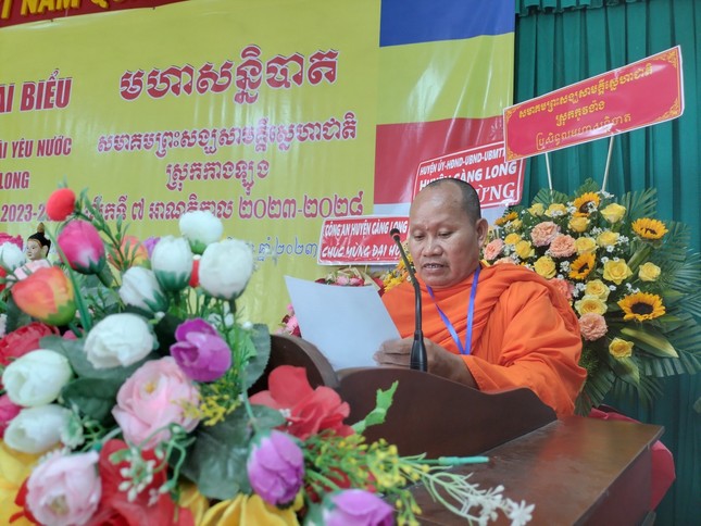 Thượng tọa Thạch Phương Thanh phát biểu khai mạc