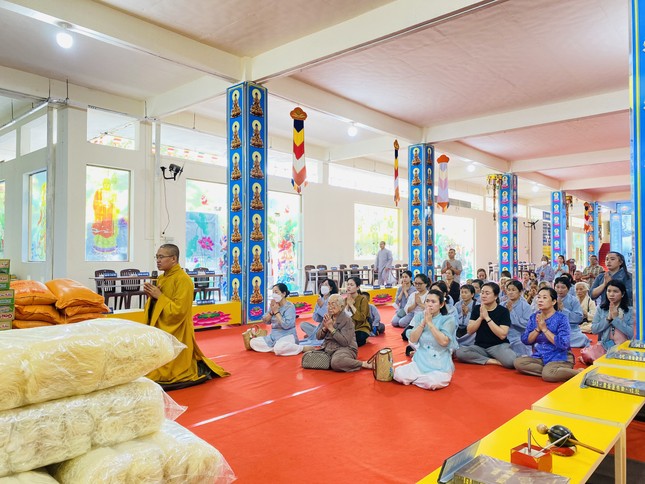 Tác bạch cúng dường tại chùa Thiên Chơn Tác bạch cúng dường tại chùa Thiên Chơn