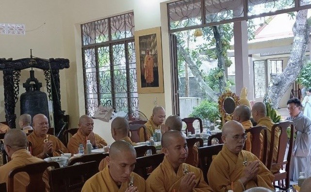 Phật tử Nguyên Quảng Kính tác bạch cúng dường