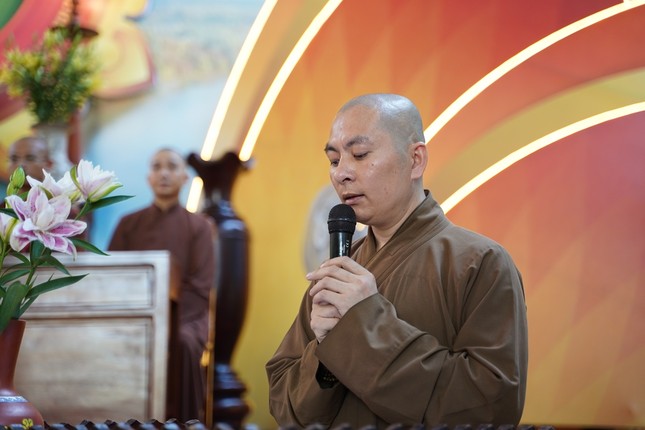 Đại đức Thích Tâm Thành phát biểu khai mạc