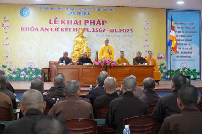 Hòa thượng Thích Huệ Phước sách tấn chư hành giả an cư