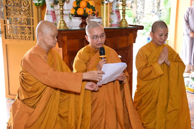 Ni sư Thích nữ Phương Liên dâng lời tưởng niệm Ni sư Thích nữ Phương Liên dâng lời tưởng niệm