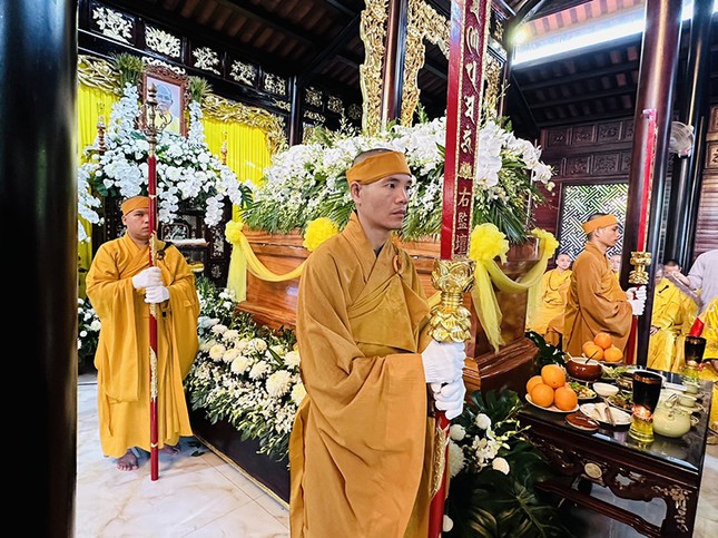 Giác linh đường Trưởng lão Hòa thượng Thích Thiện Tường