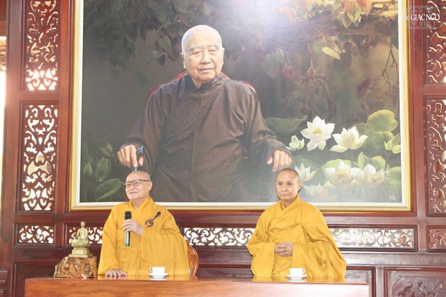 Trưởng lão Hòa thượng Thích Nhật Quang đáp từ