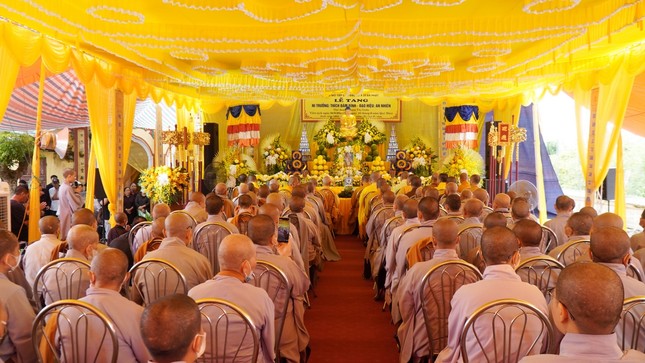 Quang cảnh buổi lễ Quang cảnh buổi lễ