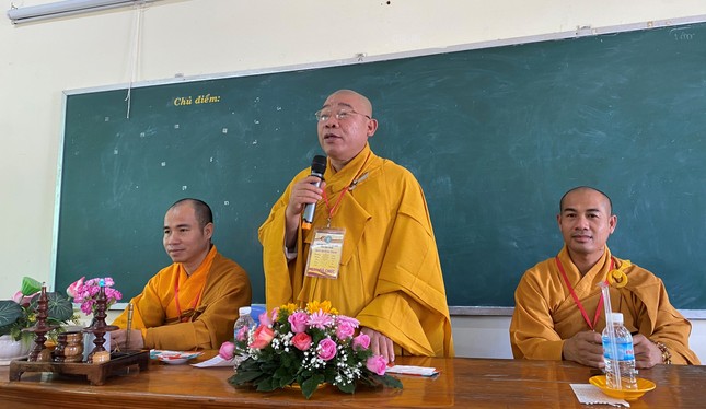 Thượng tọa Thích Pháp Huệ chia sẻ Phật pháp