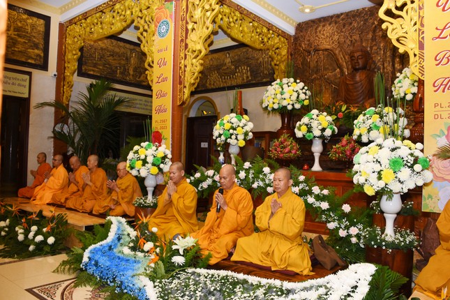 Chư tôn đức chứng minh buổi lễ tại tịnh xá Ngọc Chơn Chư tôn đức chứng minh buổi lễ tại tịnh xá Ngọc Chơn