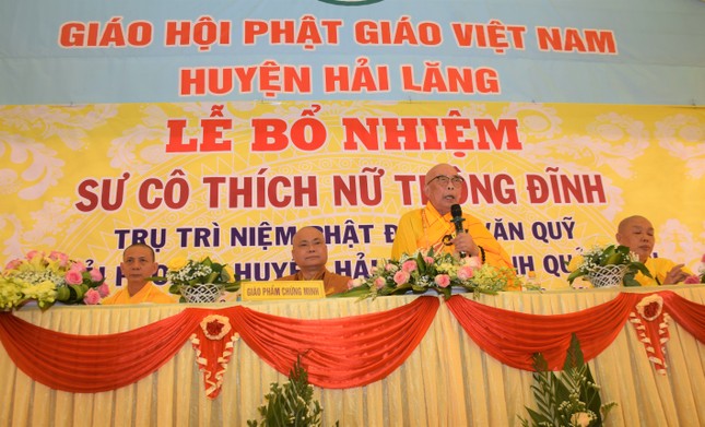Hòa thượng Thích Thiện Tấn ban đạo từ Hòa thượng Thích Thiện Tấn ban đạo từ