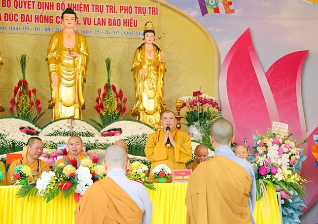 Thượng tọa Thích Tâm Chính ban đạo từ Thượng tọa Thích Tâm Chính ban đạo từ