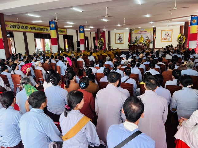 Quang cảnh buổi lễ Quang cảnh buổi lễ