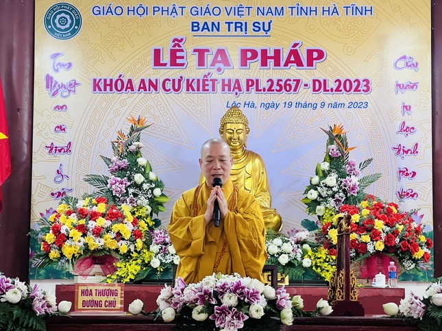 Hòa thượng Thích Bảo Nghiêm phát biểu cảm tạ Hòa thượng Thích Bảo Nghiêm phát biểu cảm tạ